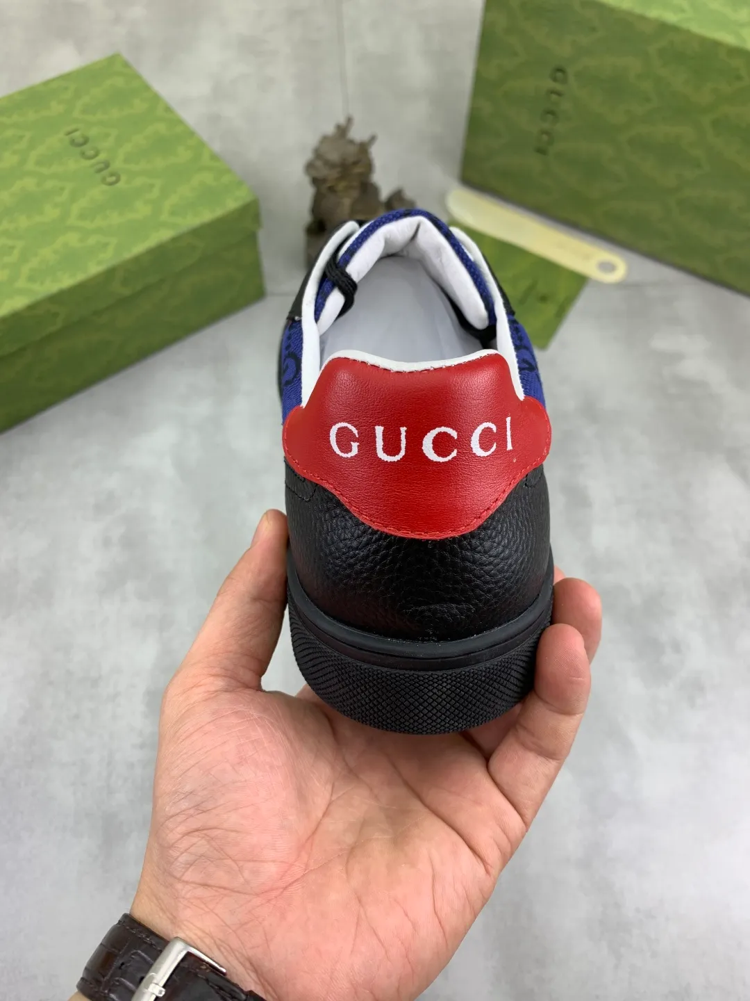 Men's men's shoes 💰P420💰【New style】(GUCCI) official website's latest 🎁🎁casual and fashionable men's shoes👟, hot style 💥 style is simple and elegant, exclusive for trendy men. Unique official website's latest brand double G element Elements 👑 Original Gucci decoration, fashionable and generous, original calfskin fabric ✅ Fully imported first-layer pigskin lining, official website designated wear-resistant, lightweight original rubber casual outsole, classic model taken in real life 🎬39-44 5️⃣ colors available